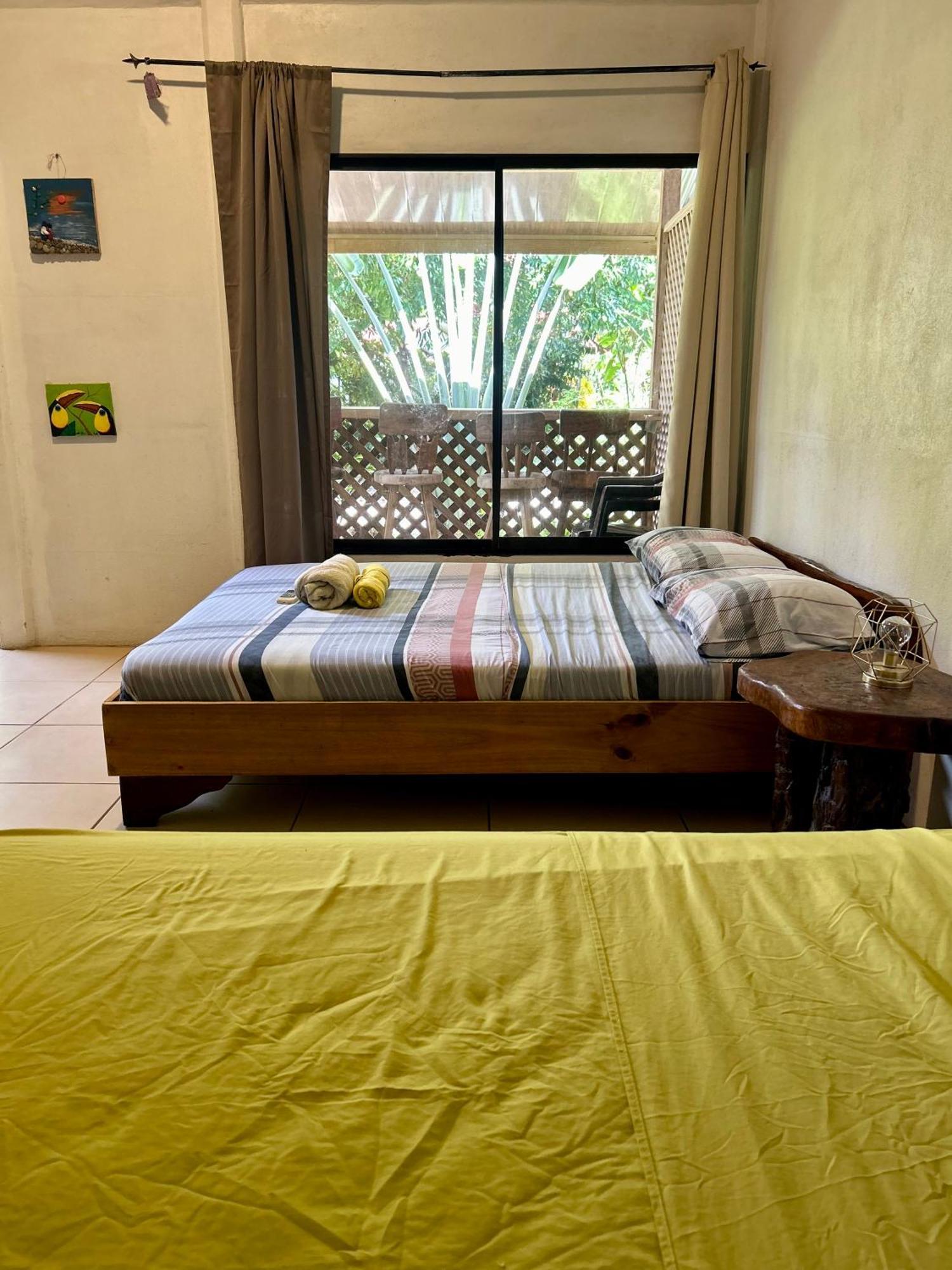 Ballena Oasis Homes & Glamping Uvita Kültér fotó