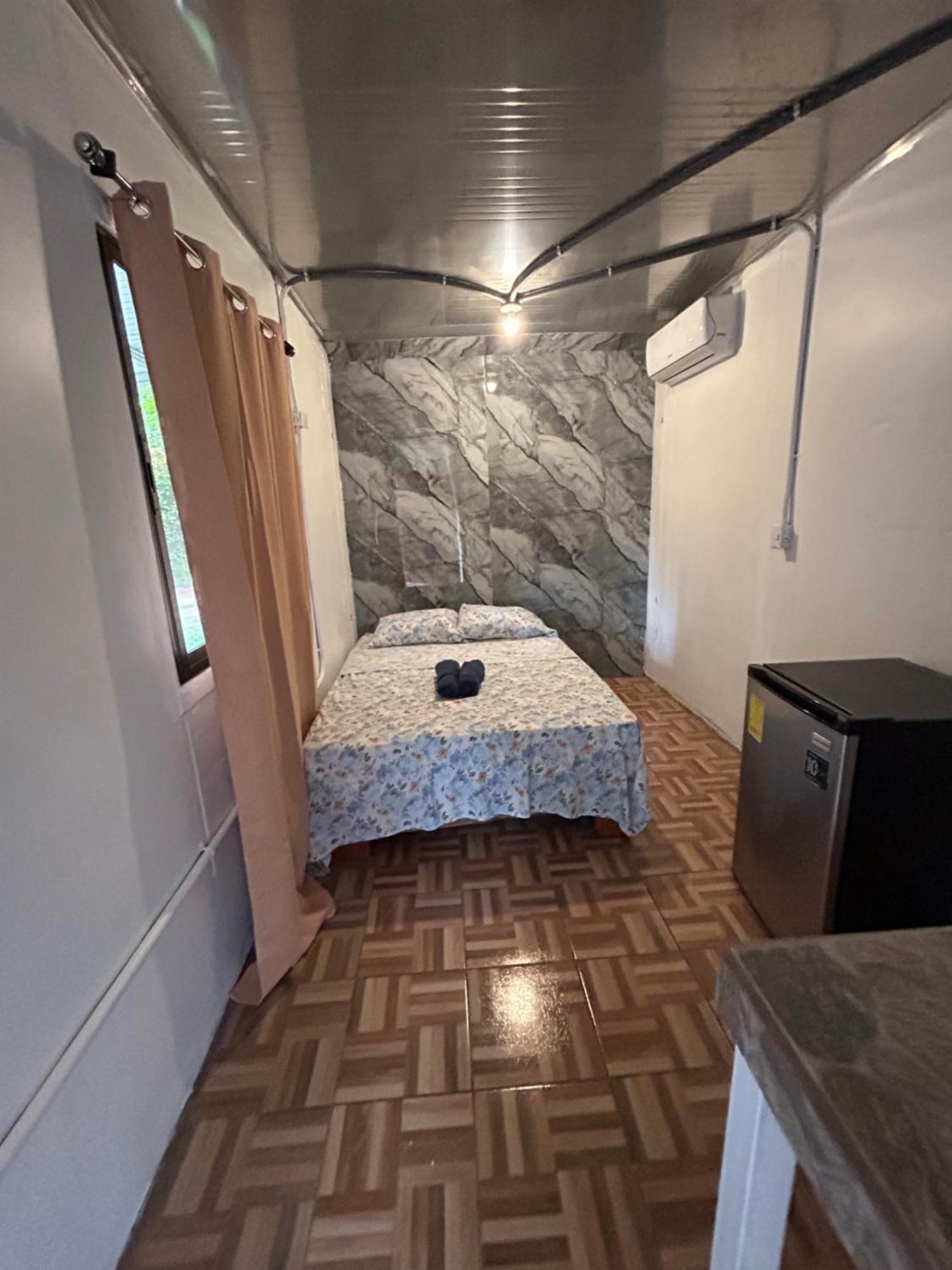 Ballena Oasis Homes & Glamping Uvita Kültér fotó